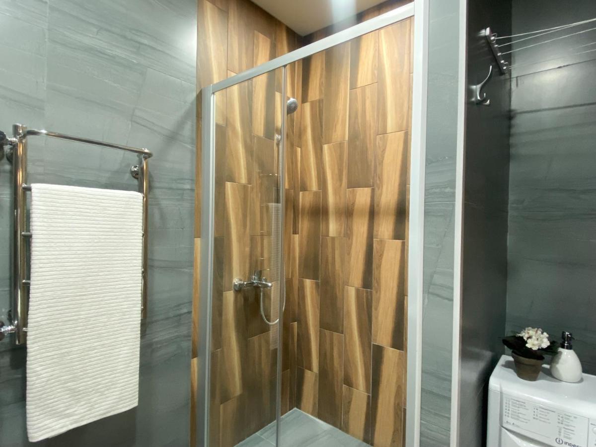 Студия В Стиле Loft В Центре Города Almaty Luaran gambar