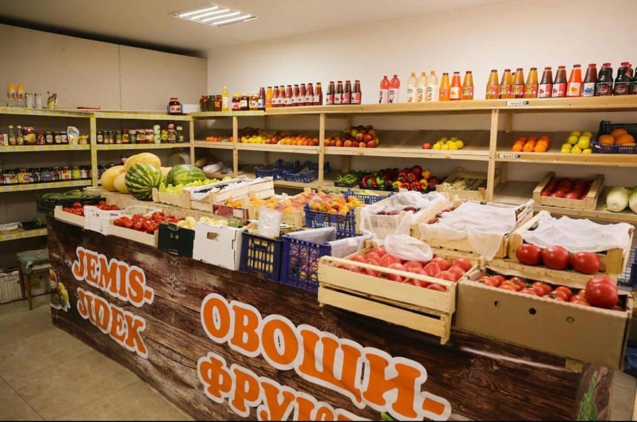 Студия В Стиле Loft В Центре Города Almaty Luaran gambar